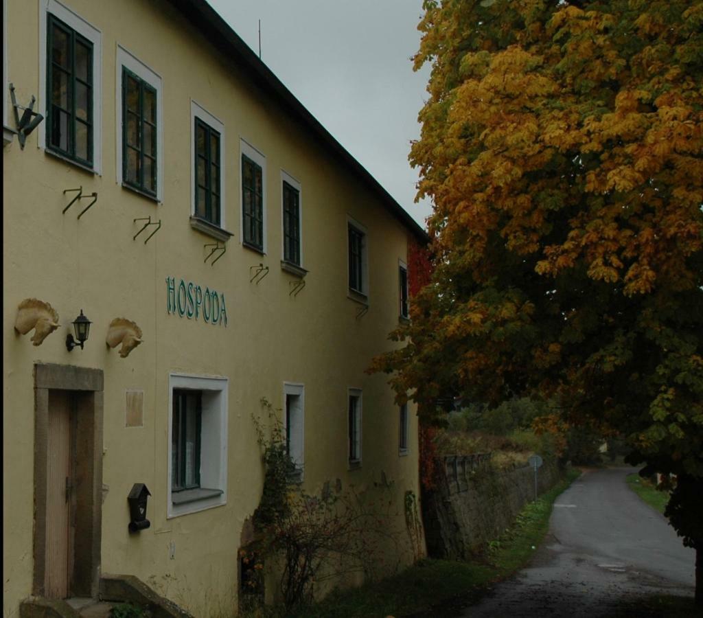 Hotel Penzion Zamecka Adršpach Exterior foto